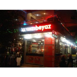 KIRMIZI BEYAZ BÜFE