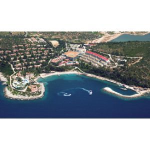 Pine Bay Holiday Resort