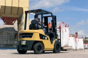  CAT Forklift BOSKAR - Tennant Temizlik Makina